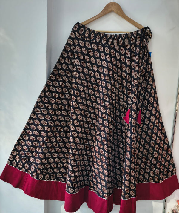 A-line Skirt -Black