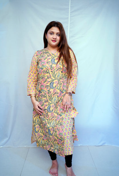 Women’s Yellow Bagru Handblock Printed  Cotton Angrakha Kurti | Rooh E Azah