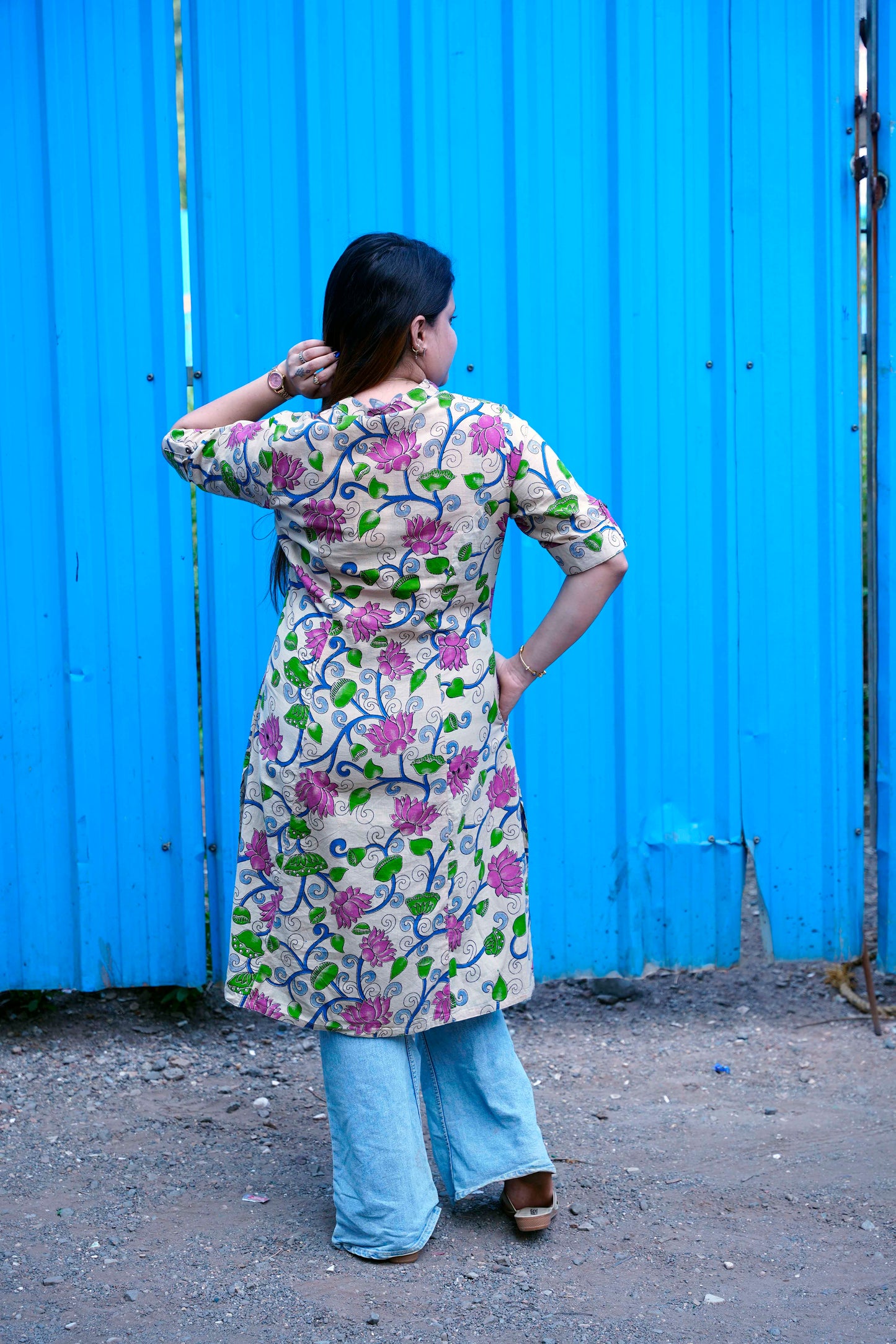 Off White Kalamkari A Line Band Collar Kurti